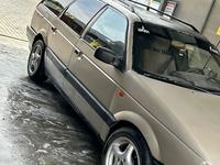 Volkswagen Passat 1990 годаfor1 300 000 тг. в Тараз