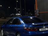 Toyota Camry 2015 года за 8 000 000 тг. в Атырау – фото 4