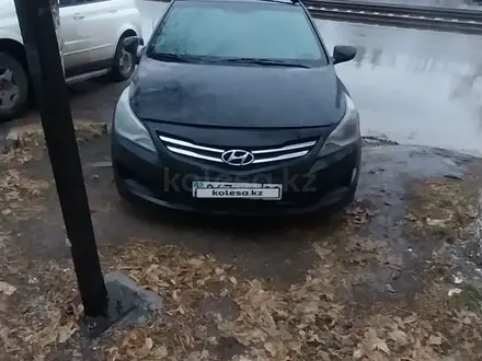 Hyundai Solaris 2015 года за 3 700 000 тг. в Караганда – фото 9