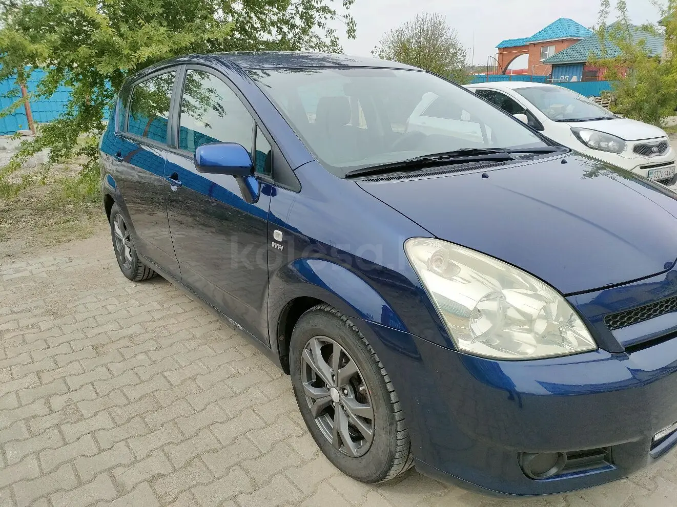 Toyota Corolla, 2004