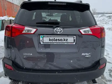 Toyota RAV4 2013 года за 11 800 000 тг. в Актобе – фото 4