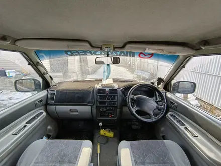 Mazda MPV 1995 года за 1 500 000 тг. в Алматы – фото 17