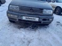 Volkswagen Vento 1992 годаfor1 300 000 тг. в Караганда