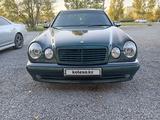 Mercedes-Benz E 200 1996 года за 1 900 000 тг. в Павлодар – фото 3