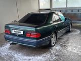 Mercedes-Benz E 200 1996 года за 1 900 000 тг. в Павлодар – фото 4