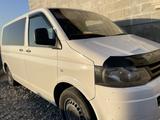 Volkswagen Transporter 2010 года за 8 440 000 тг. в Шымкент – фото 2