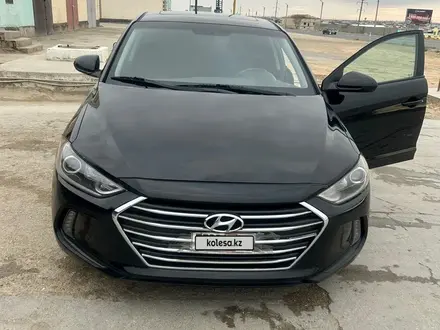 Hyundai Elantra 2017 года за 5 100 000 тг. в Мангистау