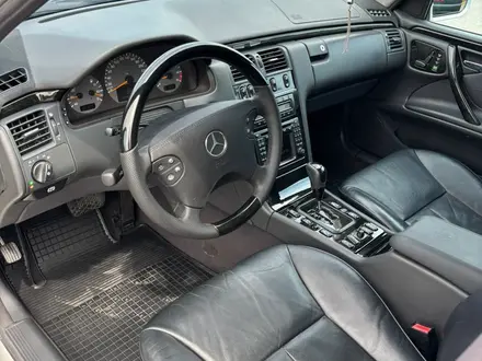 Mercedes-Benz E 320 2001 года за 6 700 000 тг. в Шымкент – фото 33