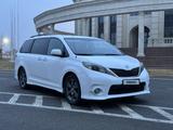 Toyota Sienna 2014 года за 7 700 000 тг. в Атырау – фото 3