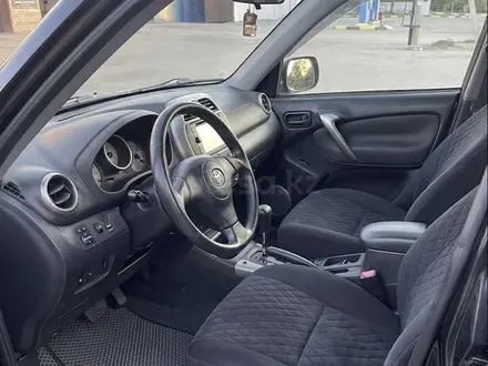 Toyota RAV4 2004 года за 6 250 000 тг. в Усть-Каменогорск – фото 4