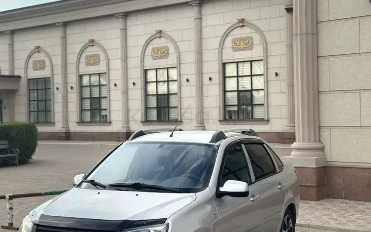 ВАЗ (Lada) Granta 2190 2013 годаүшін2 380 000 тг. в Уральск