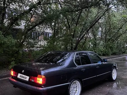 BMW 730 1991 года за 2 600 000 тг. в Астана – фото 2
