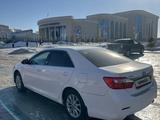 Toyota Camry 2014 года за 8 900 000 тг. в Уральск – фото 2