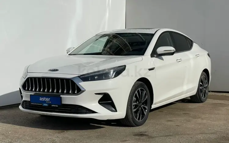 JAC J7 2023 года за 4 640 000 тг. в Уральск