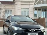 Toyota Camry 2017 года за 8 200 000 тг. в Жанаозен