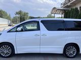 Toyota Vellfire 2013 годаfor8 000 000 тг. в Алматы – фото 4