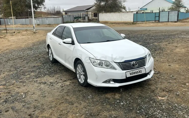 Toyota Camry 2013 года за 5 600 000 тг. в Атырау