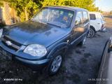 Chevrolet Niva 2018 года за 1 300 000 тг. в Семей – фото 2
