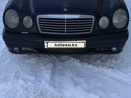 Mercedes-Benz E 240 1998 года за 3 100 000 тг. в Петропавловск