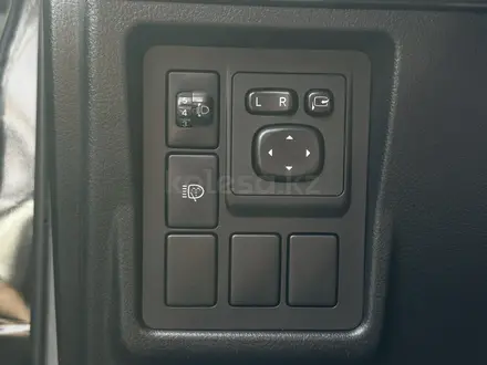 Toyota Land Cruiser Prado 2010 года за 12 350 000 тг. в Актобе – фото 14