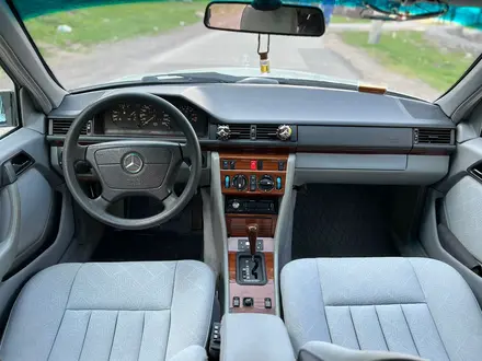 Mercedes-Benz E 280 1995 года за 7 000 000 тг. в Алматы – фото 27