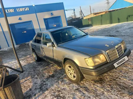 Mercedes-Benz E 200 1993 года за 1 150 000 тг. в Семей