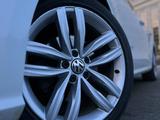 Volkswagen Passat 2018 года за 7 200 000 тг. в Уральск – фото 4