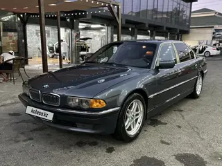 BMW 735