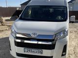 Toyota Hiace 2019 г. В., механика, дизельный в Атырау – фото 2