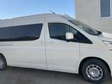 Toyota Hiace 2019 г. В., механика, дизельный в Атырау – фото 4