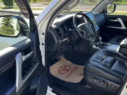 Toyota Land Cruiser 2015 года за 28 000 000 тг. в Астана – фото 20