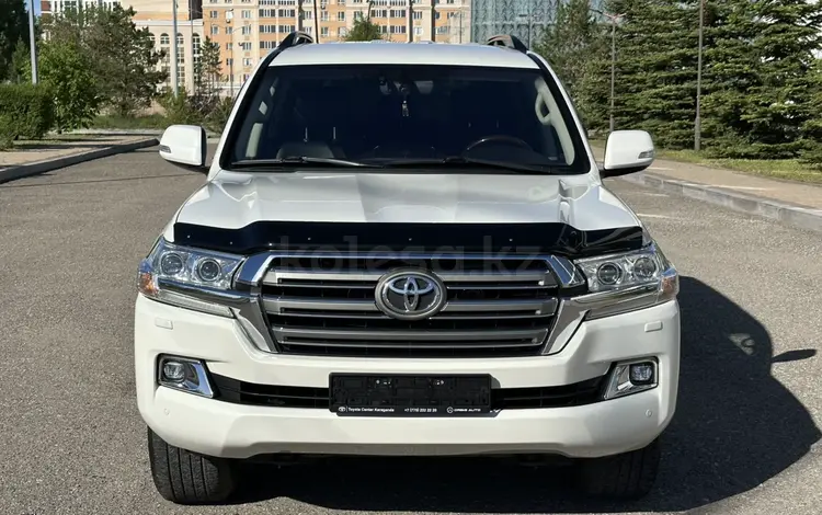Toyota Land Cruiser 2015 года за 28 000 000 тг. в Астана