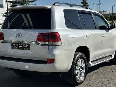 Toyota Land Cruiser 2015 года за 28 000 000 тг. в Астана – фото 5