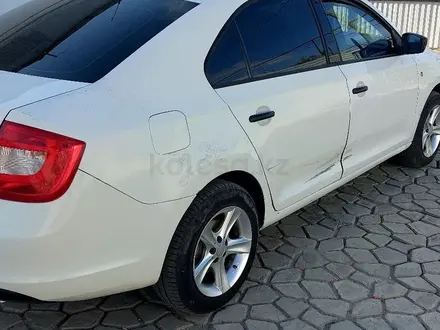 Skoda Rapid 2014 года за 3 400 000 тг. в Атырау – фото 3