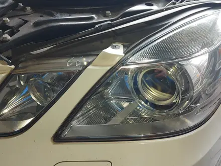 Фара Mercedes W212 Ксенон Дорестайлинг за 300 000 тг. в Алматы – фото 2