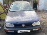 Volkswagen Golf 1995 года за 550 000 тг. в Караганда