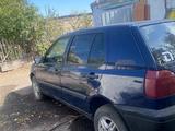 Volkswagen Golf 1995 года за 550 000 тг. в Караганда – фото 2