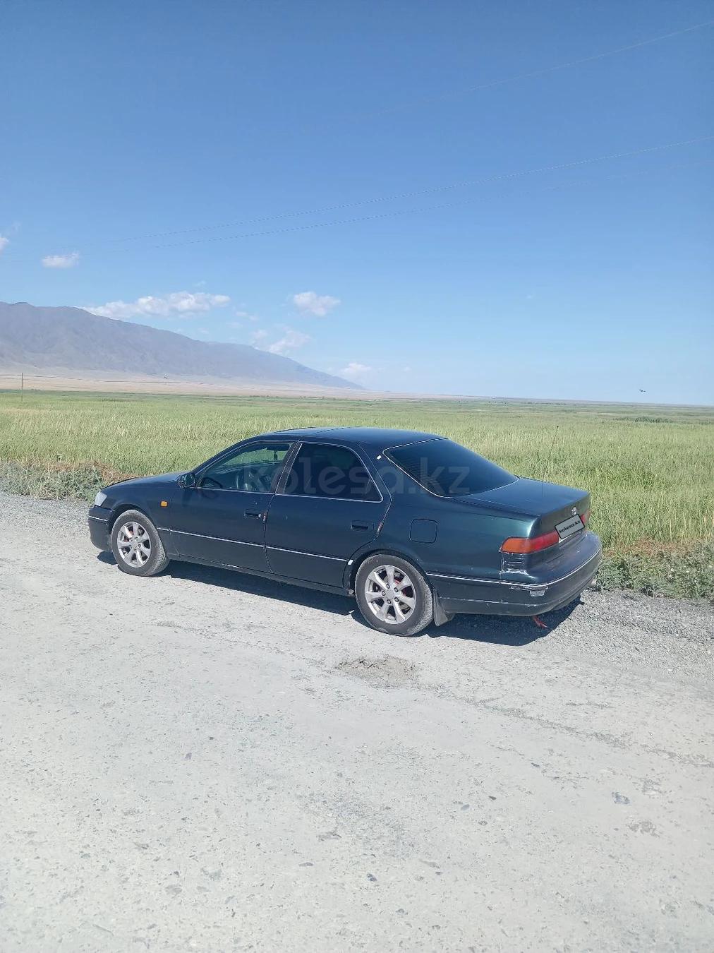 Toyota Camry 1997 г.