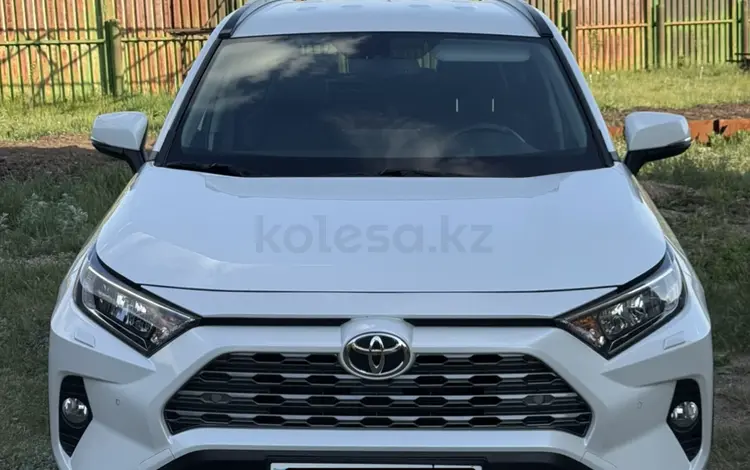 Toyota RAV4 2019 годаүшін15 000 000 тг. в Караганда