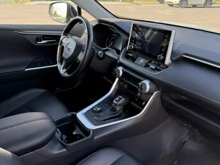 Toyota RAV4 2019 года за 15 000 000 тг. в Караганда – фото 12