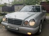Mercedes-Benz E 280 1996 годаүшін2 800 000 тг. в Семей