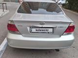 Toyota Camry 2005 годаүшін4 100 000 тг. в Астана – фото 3