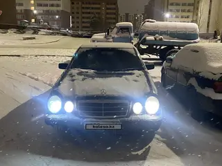 Mercedes-Benz E 280