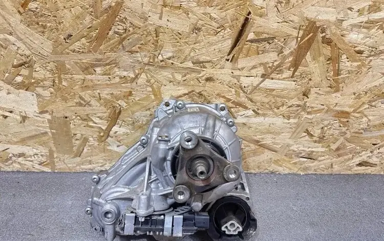 Раздаточная коробка Bmw 5 G30 за 450 000 тг. в Астана