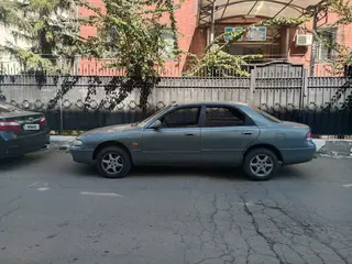 Mazda Cronos