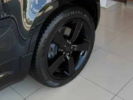 Land Rover Defender X-Dynamic SE 2026 года за 85 000 000 тг. в Астана – фото 13