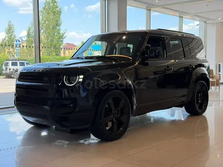 Land Rover Defender X-Dynamic SE 2026 года за 85 000 000 тг. в Астана