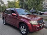 Suzuki Grand Vitara 2006 годаүшін5 100 000 тг. в Алматы