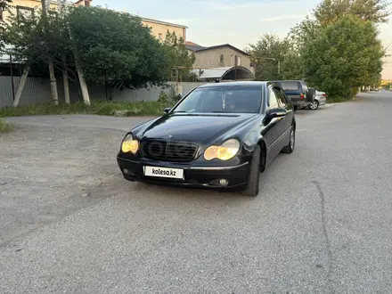 Mercedes-Benz C 200 2000 года за 1 950 000 тг. в Шымкент – фото 10