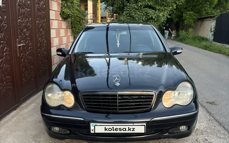Mercedes-Benz C 200 2000 года за 1 950 000 тг. в Шымкент
